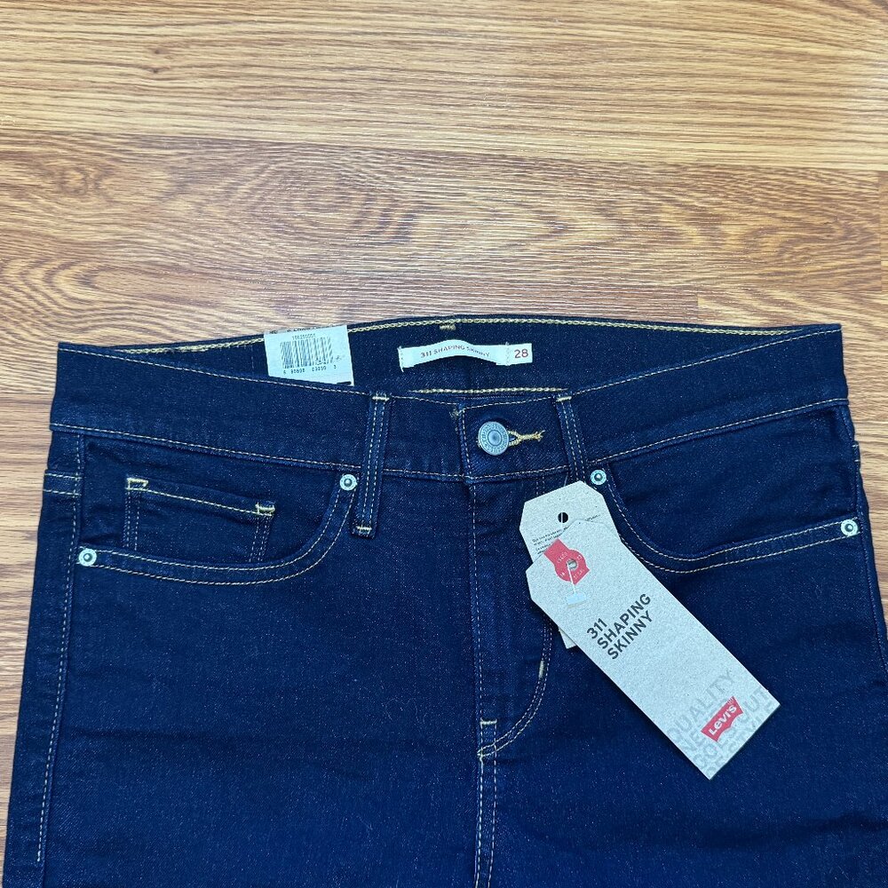 NWT Levi's 311 Shaping Skinny Dark Wash Jeans - Picture 2 of 9